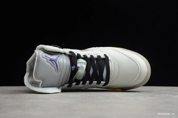 CT8480-105 Jordan CT8480-105  AJ5 ow 3M Air​ x​O-W 5 0402